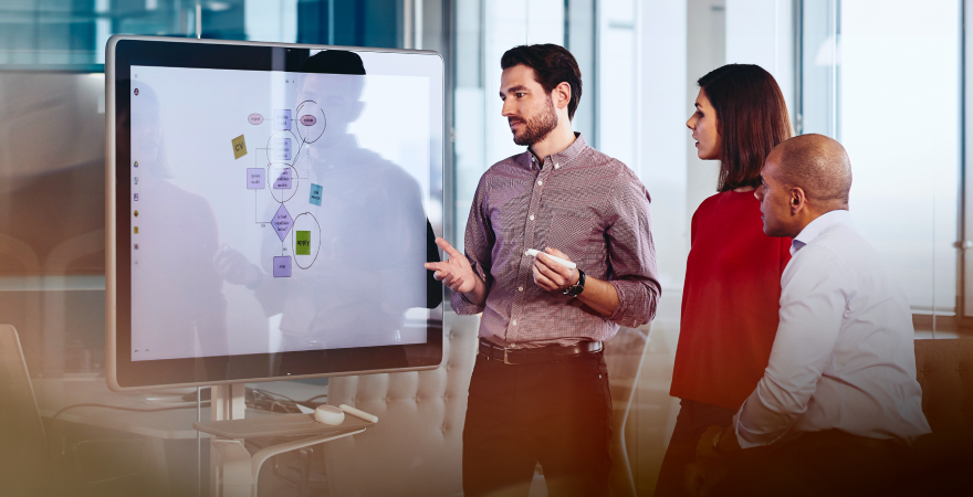 Los 5 sectores con más empleabilidad en 2026: ¿Qué estudiar hoy para asegurar tu futuro profesional?