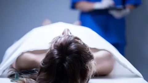 Tanatopraxia y Tanatoestetica
