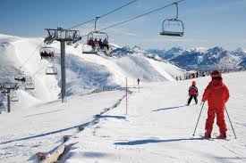 Estaciones de esquí se alistan para la temporada imagen 1