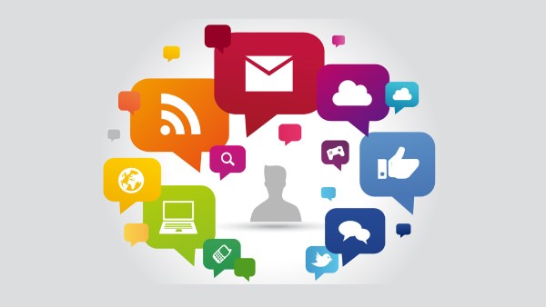 Te acercamos la profesión de moda Community Manager imagen 1